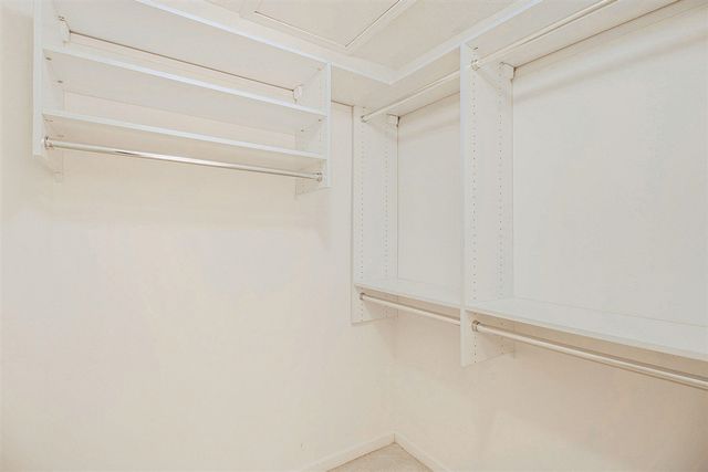 29470 Cove Creek Lane, Farmington Hills, MI 48334