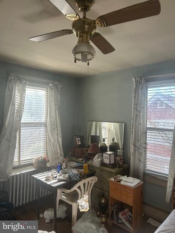 4112 33RD ST, Mount Rainier, MD 20712