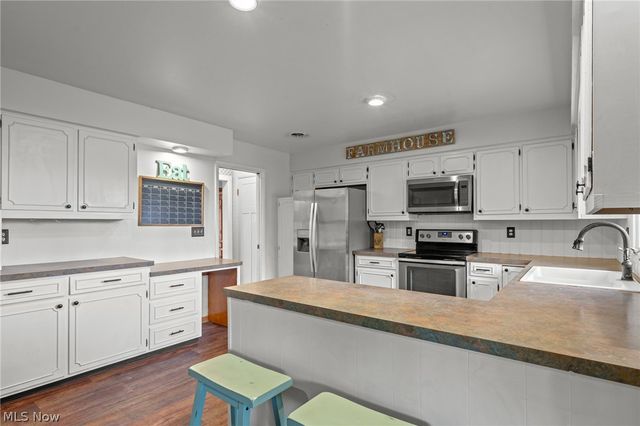 1065 Etter Road, Mogadore, OH 44260