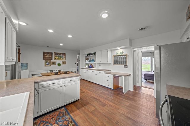 1065 Etter Road, Mogadore, OH 44260