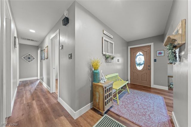 1065 Etter Road, Mogadore, OH 44260