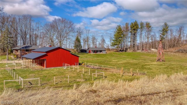 1065 Etter Road, Mogadore, OH 44260