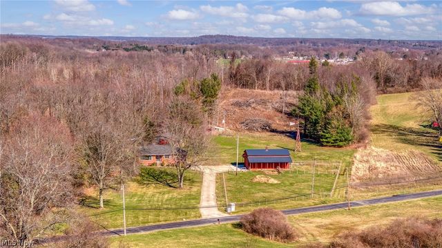 1065 Etter Road, Mogadore, OH 44260