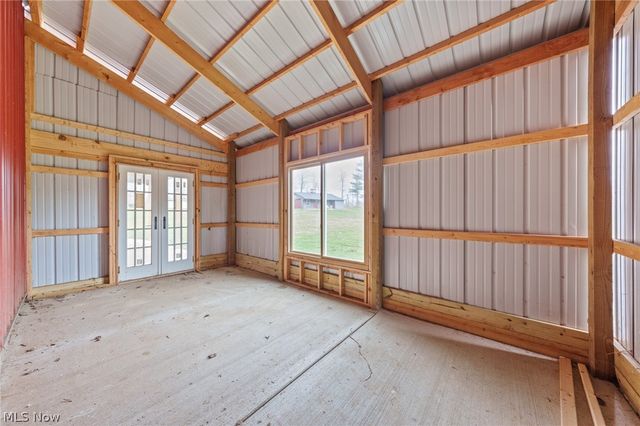 1065 Etter Road, Mogadore, OH 44260