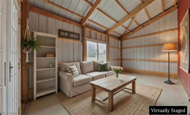 1065 Etter Road, Mogadore, OH 44260