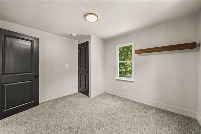 46 Old Powder House Road, Lakeville, MA 02347