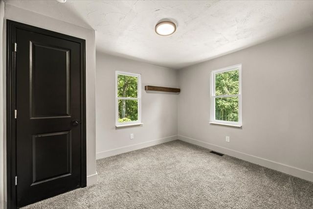 46 Old Powder House Road, Lakeville, MA 02347