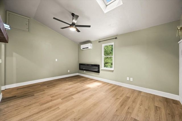 46 Old Powder House Road, Lakeville, MA 02347