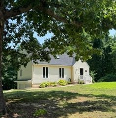 46 Old Powder House Road, Lakeville, MA 02347