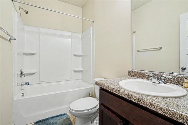 325 Horizon Trace, Loganville, GA 30052