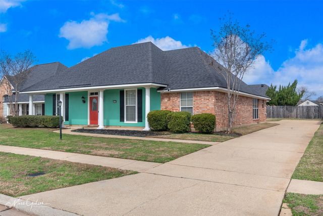 3303 Colonial Drive, Bossier City, LA 71111