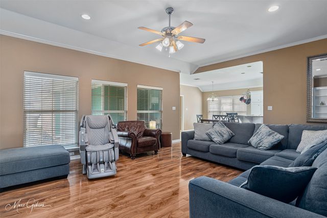 3303 Colonial Drive, Bossier City, LA 71111