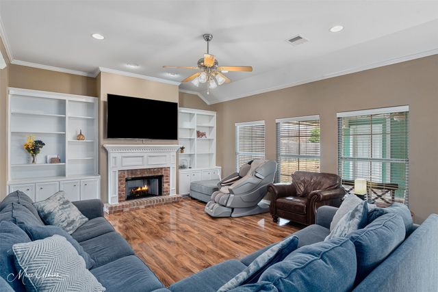 3303 Colonial Drive, Bossier City, LA 71111