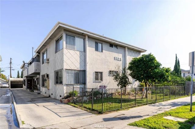 1128 N Edgemont Street 6, Los Angeles, CA 90029