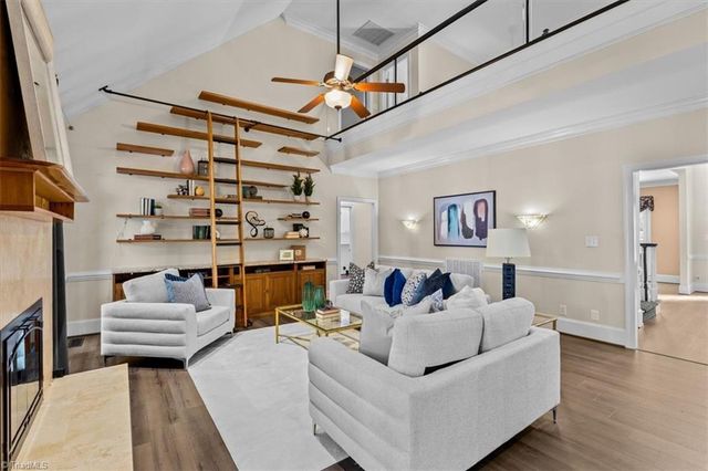 905 McDowell Drive, Greensboro, NC 27408