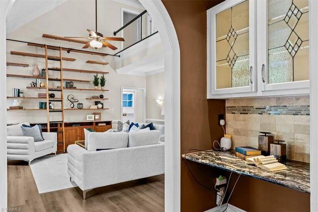 905 McDowell Drive, Greensboro, NC 27408