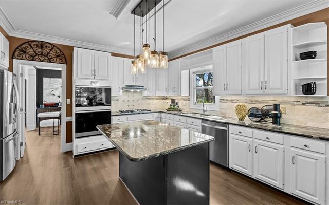 905 McDowell Drive, Greensboro, NC 27408