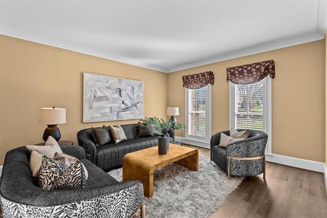 905 McDowell Drive, Greensboro, NC 27408