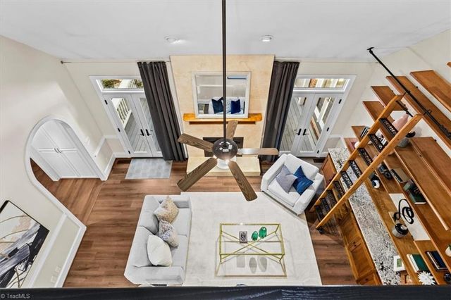 905 McDowell Drive, Greensboro, NC 27408