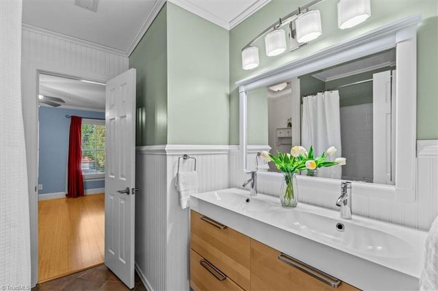 905 McDowell Drive, Greensboro, NC 27408