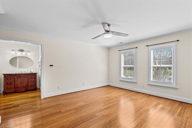 905 McDowell Drive, Greensboro, NC 27408