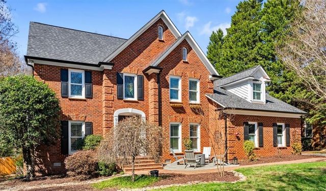 905 McDowell Drive, Greensboro, NC 27408