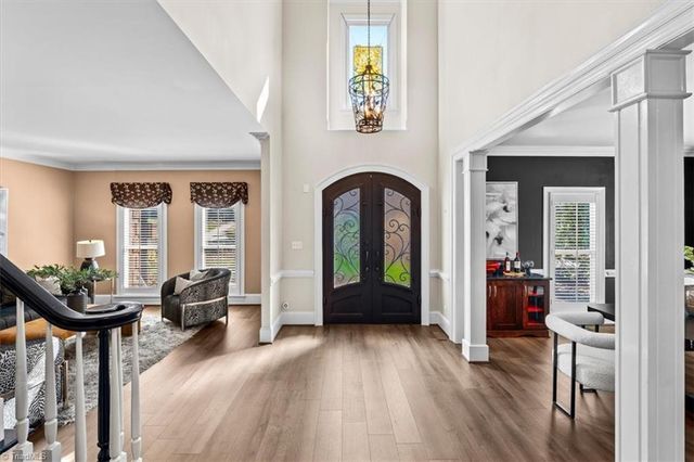 905 McDowell Drive, Greensboro, NC 27408