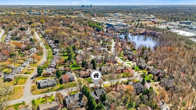 905 McDowell Drive, Greensboro, NC 27408