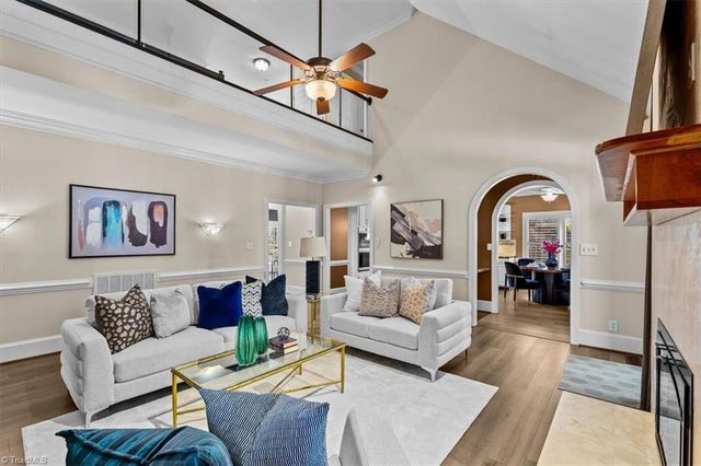 905 McDowell Drive, Greensboro, NC 27408