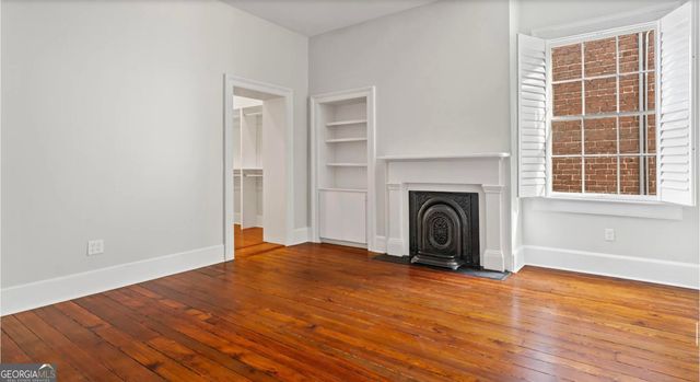 204 E Liberty Street, Savannah, GA 31401