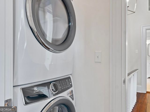 204 E Liberty Street, Savannah, GA 31401