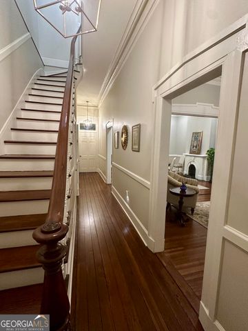 204 E Liberty Street, Savannah, GA 31401