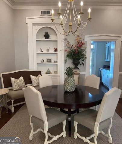 204 E Liberty Street, Savannah, GA 31401