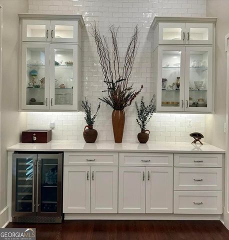 204 E Liberty Street, Savannah, GA 31401