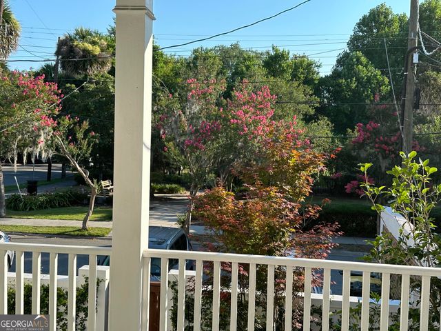 204 E Liberty Street, Savannah, GA 31401