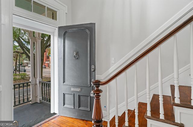 204 E Liberty Street, Savannah, GA 31401