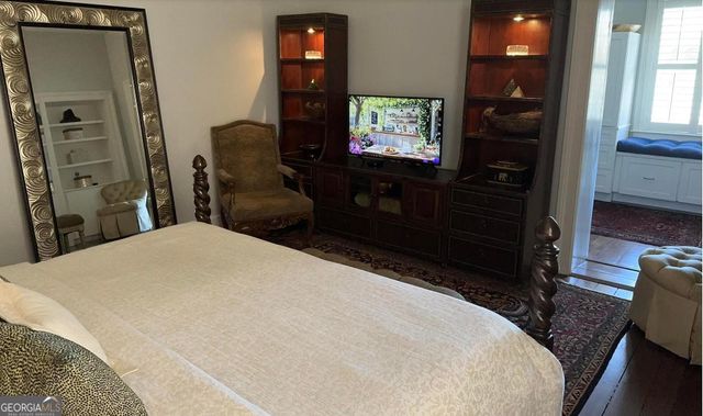 204 E Liberty Street, Savannah, GA 31401