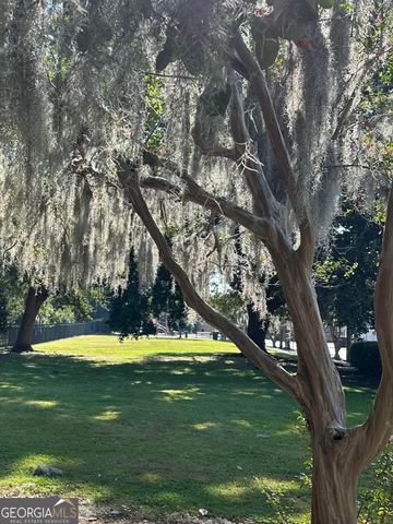 204 E Liberty Street, Savannah, GA 31401