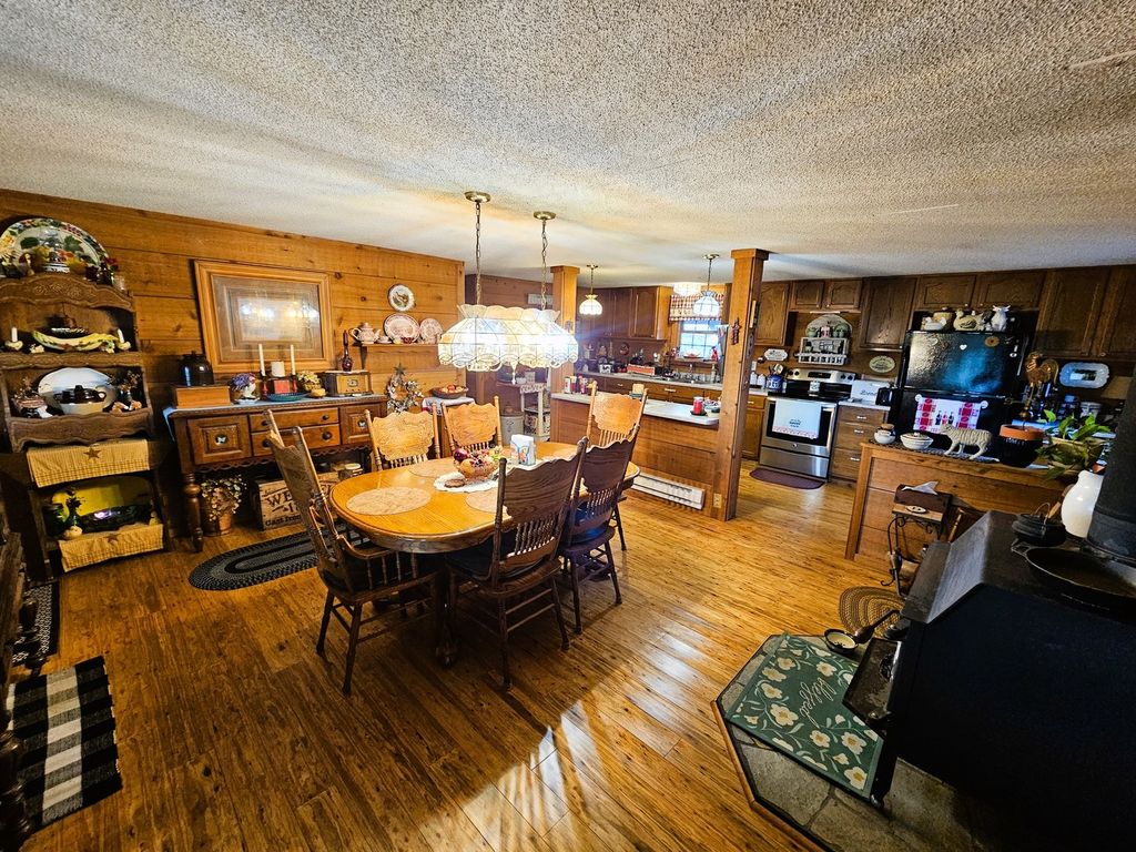 Image 31 of property listing at 8253 N Nason Lane, Mt Vernon, IL 62864