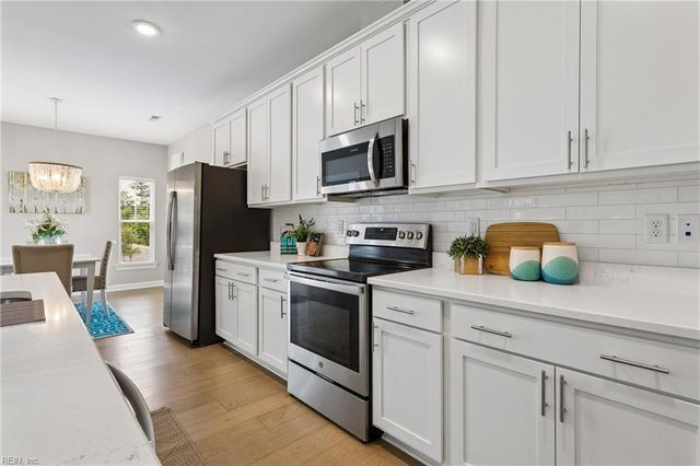 115 Mizzen Quarter LOOP, Yorktown, VA 23693