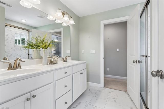 115 Mizzen Quarter LOOP, Yorktown, VA 23693