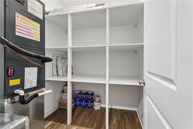 115 Mizzen Quarter LOOP, Yorktown, VA 23693