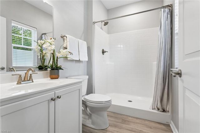 115 Mizzen Quarter LOOP, Yorktown, VA 23693