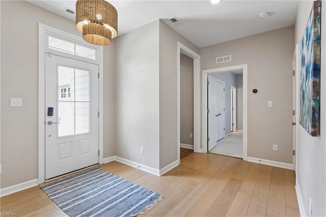 115 Mizzen Quarter LOOP, Yorktown, VA 23693