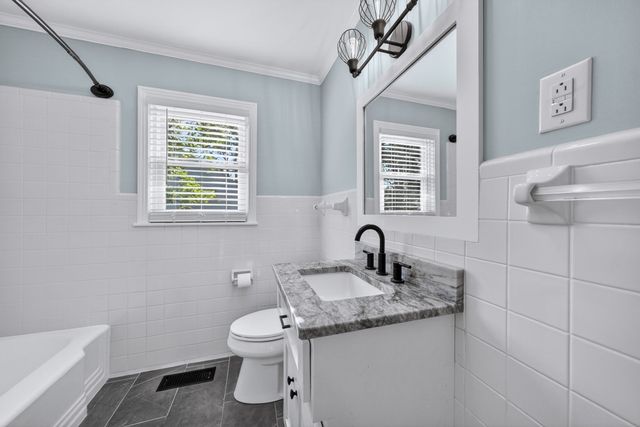 207 2nd Ave, Columbia, TN 38401