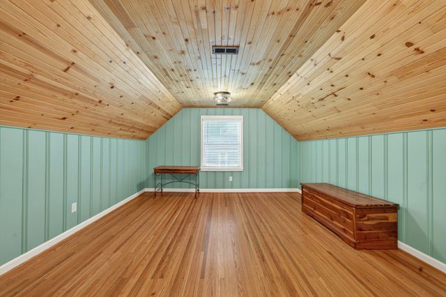 207 2nd Ave, Columbia, TN 38401