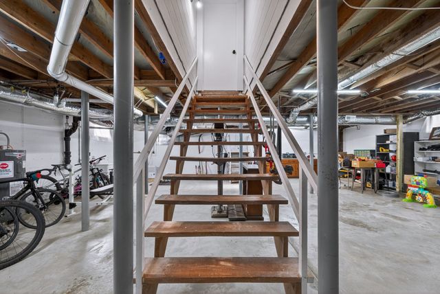 207 2nd Ave, Columbia, TN 38401