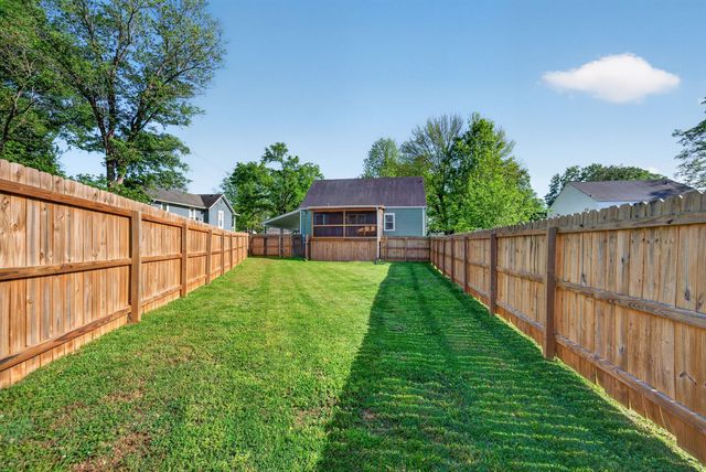 207 2nd Ave, Columbia, TN 38401