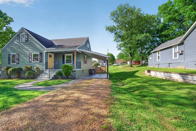 207 2nd Ave, Columbia, TN 38401