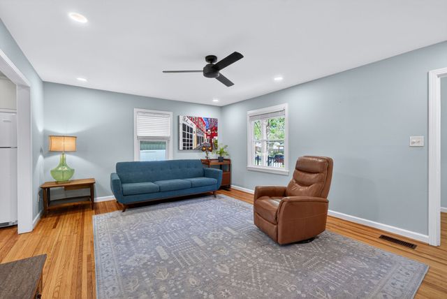 207 2nd Ave, Columbia, TN 38401